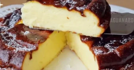 Bolo de Iogurte em 1 Minuto: Rapidez e Sabor em 4 Ingredientes