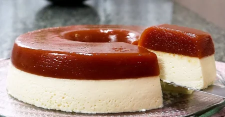 Pudim Romeu e Julieta: A Sobremesa Brasileira Que Une Goiabada e Requeijão