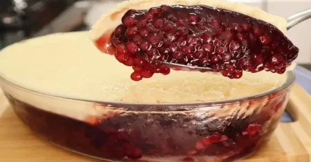 Sagu de Vinho com Creme