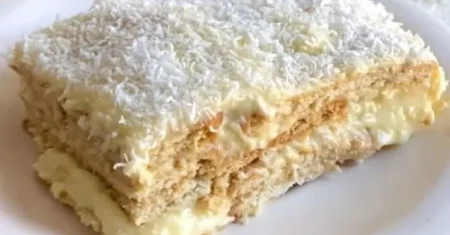 Sobremesa Gelada de Abacaxi com Coco: Um Toque Refrescante e Tropical